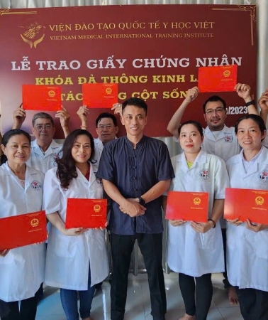 Viện Đào Tạo Dưỡng Sinh Thân Tâm Mạnh Quân là đơn vị chuyên sâu trong lĩnh vực đào tạo Dưỡng Sinh – Trị Liệu Đông Y tại TP. Hồ Chí Minh.